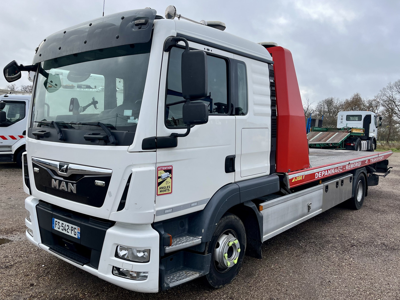 Man Tgl 12.250 plateau dépannage dépanneuse Jige 6 places - Camion porte-voitures: photos 1 Man Tgl 12.250 plateau dépannage dépanneuse Jige 6 places - Camion porte-voitures: photos 1