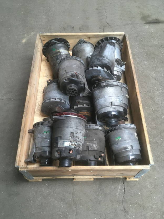 Bosch Lichtmaschine 140A Bosch 0120689587 / 0120689574 / 0120689571 0120689536 M - Alternateur pour Bus: photos 4 Bosch Lichtmaschine 140A Bosch 0120689587 / 0120689574 / 0120689571 0120689536 M - Alternateur pour Bus: photos 4