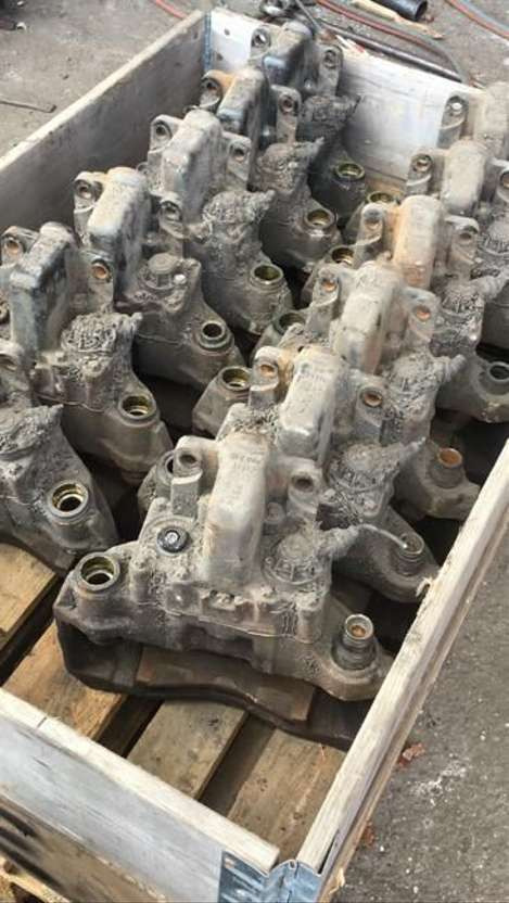 Mercedes-Benz Bremssattel K003800 Citaro Actros MP3 MP2 Axor Knorr SB7 SN7 A0044 - Étrier de frein pour Bus: photos 1 Mercedes-Benz Bremssattel K003800 Citaro Actros MP3 MP2 Axor Knorr SB7 SN7 A0044 - Étrier de frein pour Bus: photos 1