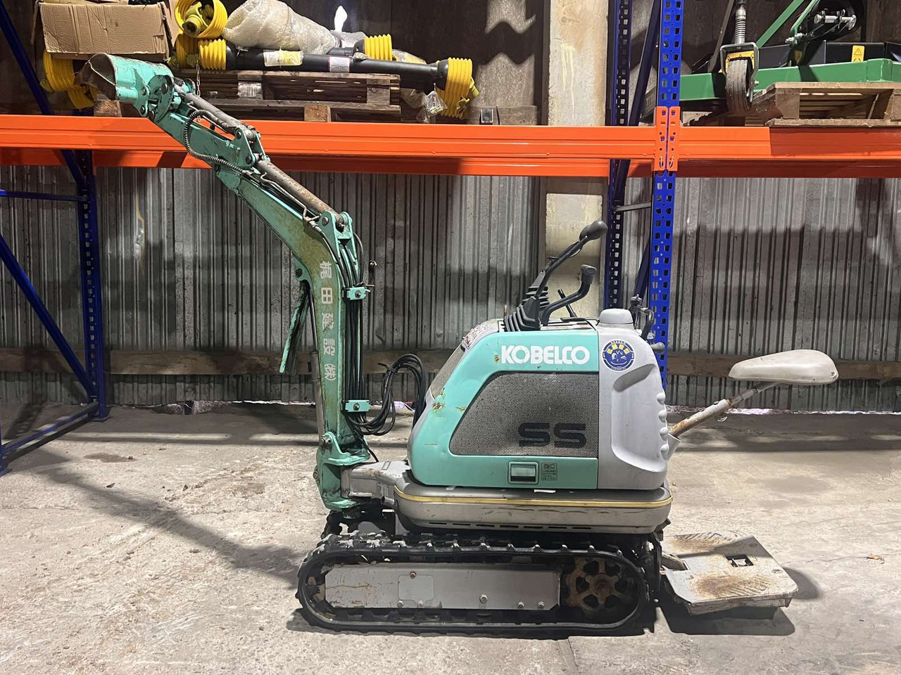 KOBELCO SS1 - Mini pelle: photos 4 KOBELCO SS1 - Mini pelle: photos 4