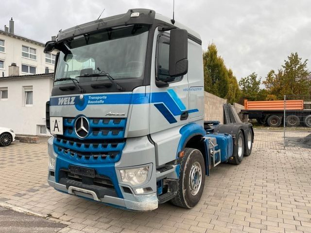 Mercedes-Benz Arocs 2643 Retarder * Euro 6 * Standheizung - Tracteur routier: photos 1 Mercedes-Benz Arocs 2643 Retarder * Euro 6 * Standheizung - Tracteur routier: photos 1