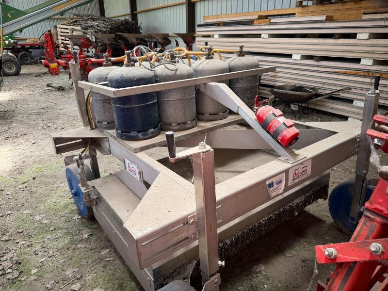 BAILLY 1600 - Matériel de jardinage: photos 4 BAILLY 1600 - Matériel de jardinage: photos 4