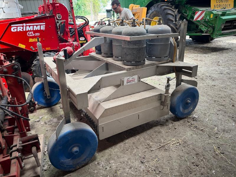 BAILLY 1600 - Matériel de jardinage: photos 5 BAILLY 1600 - Matériel de jardinage: photos 5