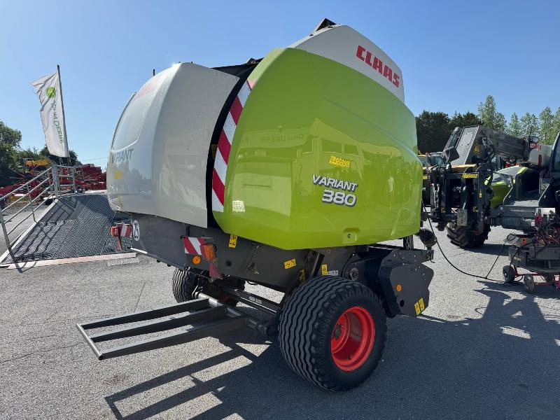 CLAAS VARIANT 380 - Presse à balles rondes: photos 4 CLAAS VARIANT 380 - Presse à balles rondes: photos 4
