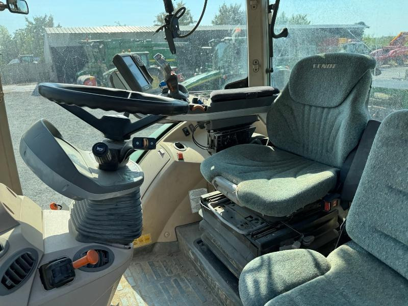 Tracteur agricole FENDT 724 POWER: photos 12