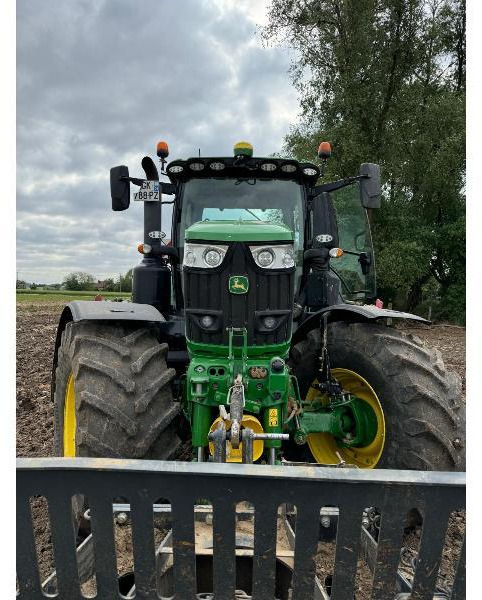 JOHN DEERE 6R250 - Tracteur agricole: photos 3 JOHN DEERE 6R250 - Tracteur agricole: photos 3