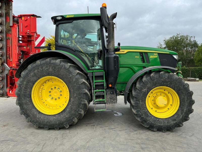JOHN DEERE 6R250 - Tracteur agricole: photos 3 JOHN DEERE 6R250 - Tracteur agricole: photos 3