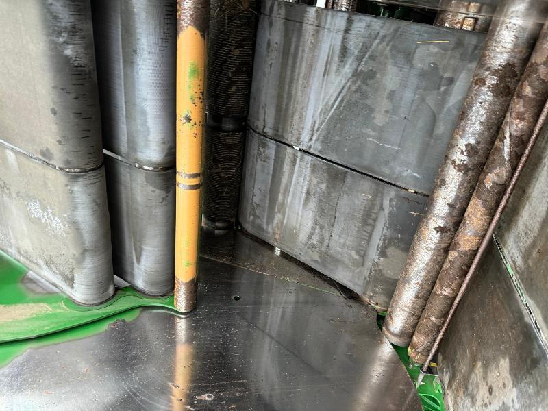 JOHN DEERE 990 HC - Presse à balles rondes: photos 5 JOHN DEERE 990 HC - Presse à balles rondes: photos 5