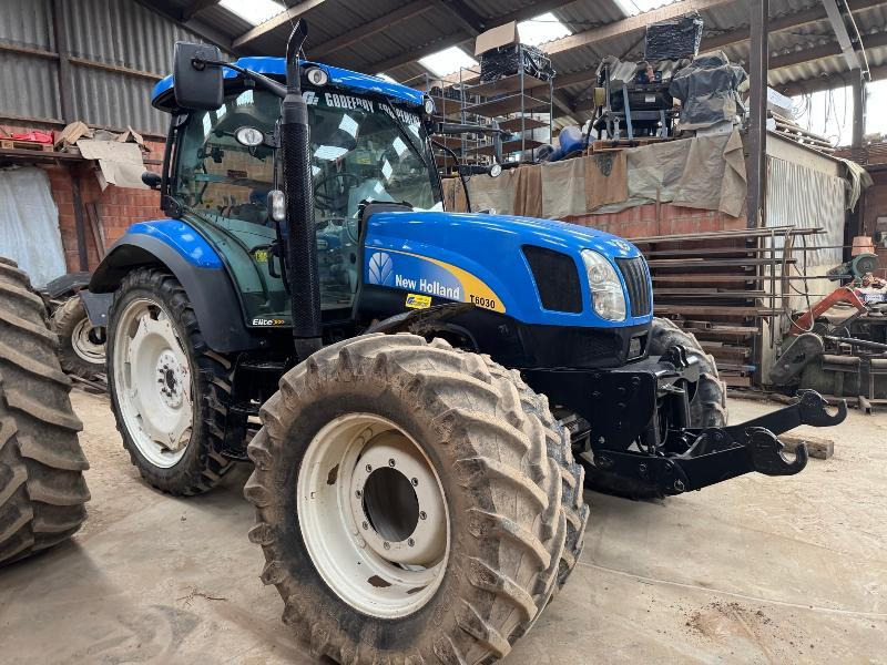 NEW-HOLLAND T6030 - Tracteur agricole: photos 2 NEW-HOLLAND T6030 - Tracteur agricole: photos 2