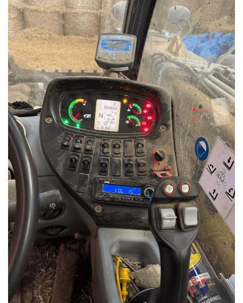 Chariot télescopique NEW-HOLLAND TH6.32S: photos 9