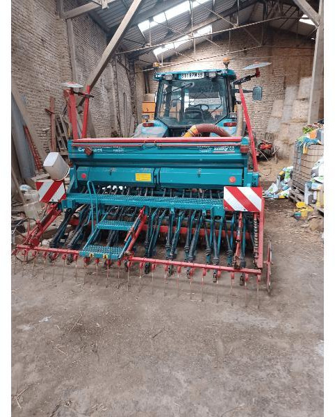 SULKY COMPACT 3M - Combiné de semis: photos 1 SULKY COMPACT 3M - Combiné de semis: photos 1