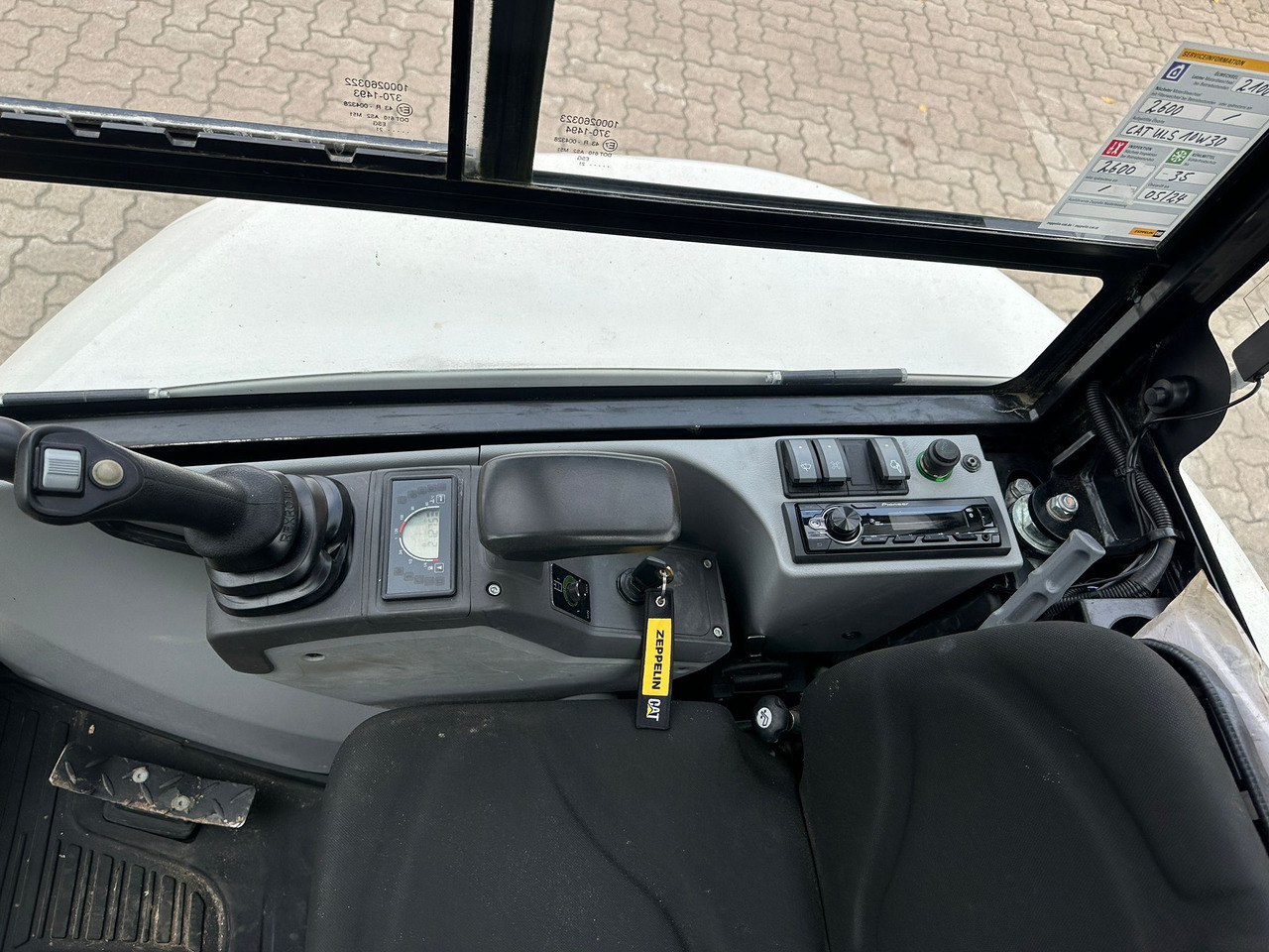 Mini pelle CAT 302.7 DCR Mini excavator, 2 Buckets, TOP !!!: photos 10 Mini pelle CAT 302.7 DCR Mini excavator, 2 Buckets, TOP !!!: photos 10