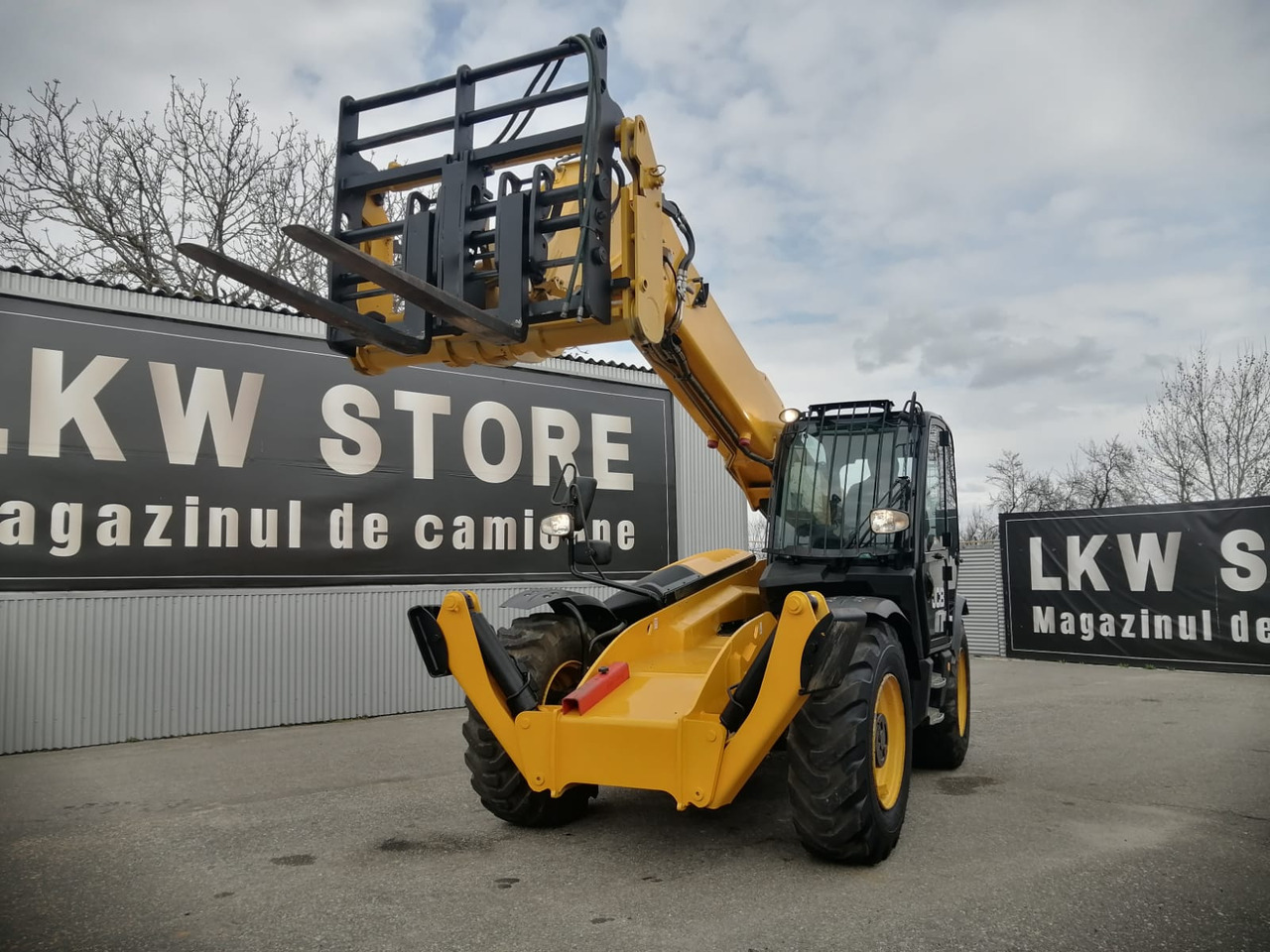 JCB 540-140 Telescopic Loader/Teleskoplader, 4x4x4, Top !!! - Chariot télescopique: photos 1 JCB 540-140 Telescopic Loader/Teleskoplader, 4x4x4, Top !!! - Chariot télescopique: photos 1