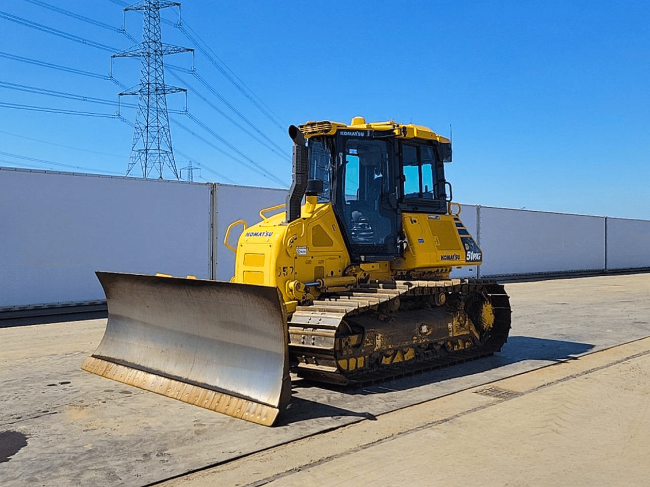 Komatsu D51PXI-24 Buldozer, TOP !!! - Bulldozer: photos 1 Komatsu D51PXI-24 Buldozer, TOP !!! - Bulldozer: photos 1