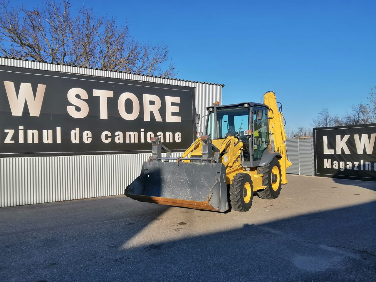 LiuGong CLG777A Backhoe Loader 4×4 - Tractopelle: photos 1 LiuGong CLG777A Backhoe Loader 4×4 - Tractopelle: photos 1