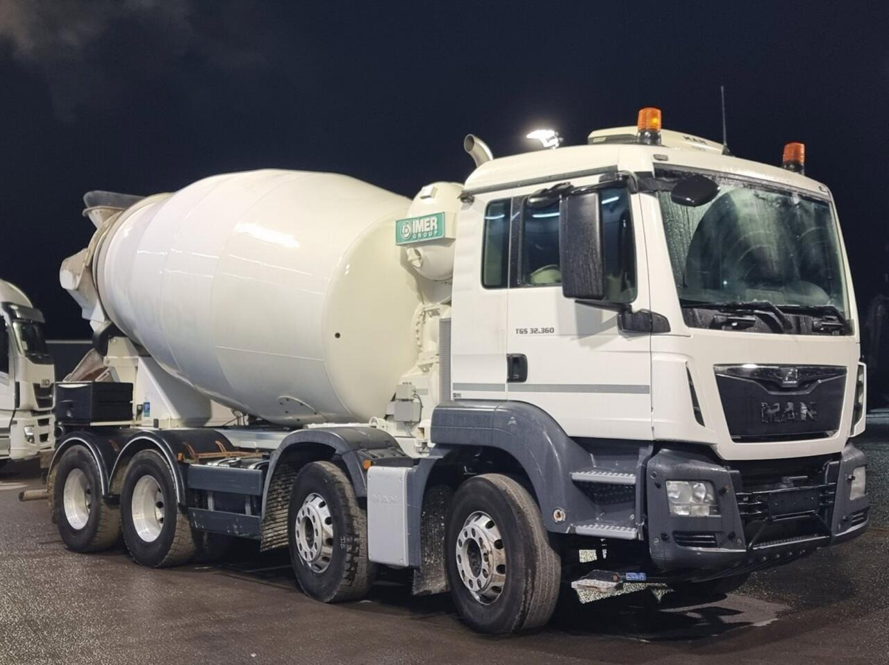 MAN TGS 32.360 8×4 Beton Mixer 9m3 - Camion malaxeur: photos 2 MAN TGS 32.360 8×4 Beton Mixer 9m3 - Camion malaxeur: photos 2