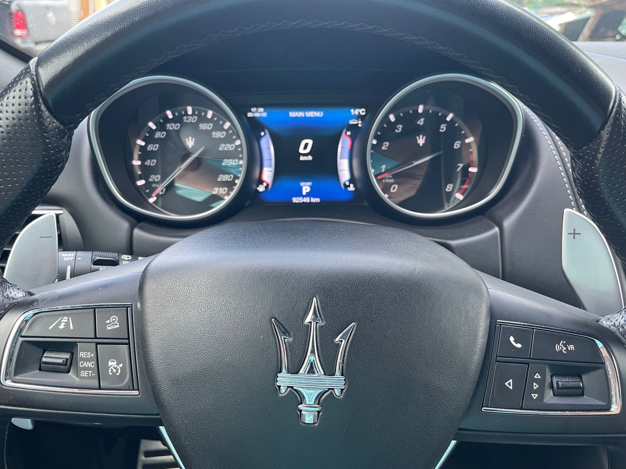 SUV MASERATI LEVANTE 4X4: photos 10 SUV MASERATI LEVANTE 4X4: photos 10