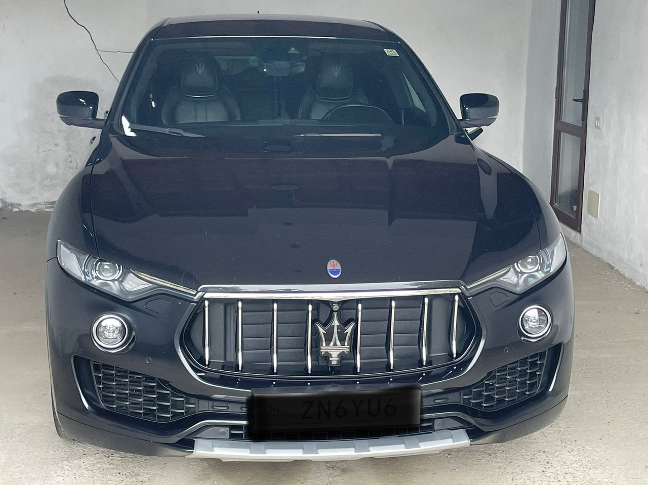 SUV MASERATI LEVANTE 4X4: photos 11 SUV MASERATI LEVANTE 4X4: photos 11
