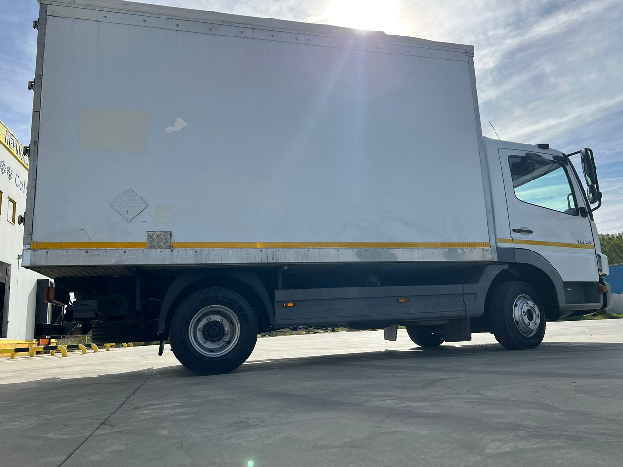 Mercedes-Benz Atego 10.15 Thermo King -20 C, Meat on hooks transport - Camion frigorifique: photos 4 Mercedes-Benz Atego 10.15 Thermo King -20 C, Meat on hooks transport - Camion frigorifique: photos 4