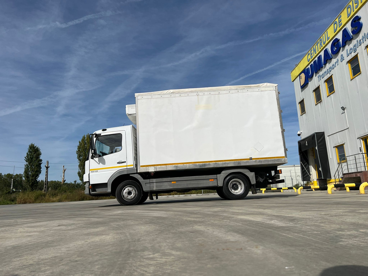 Mercedes-Benz Atego 10.15 Thermo King -20 C, Meat on hooks transport - Camion frigorifique: photos 2 Mercedes-Benz Atego 10.15 Thermo King -20 C, Meat on hooks transport - Camion frigorifique: photos 2