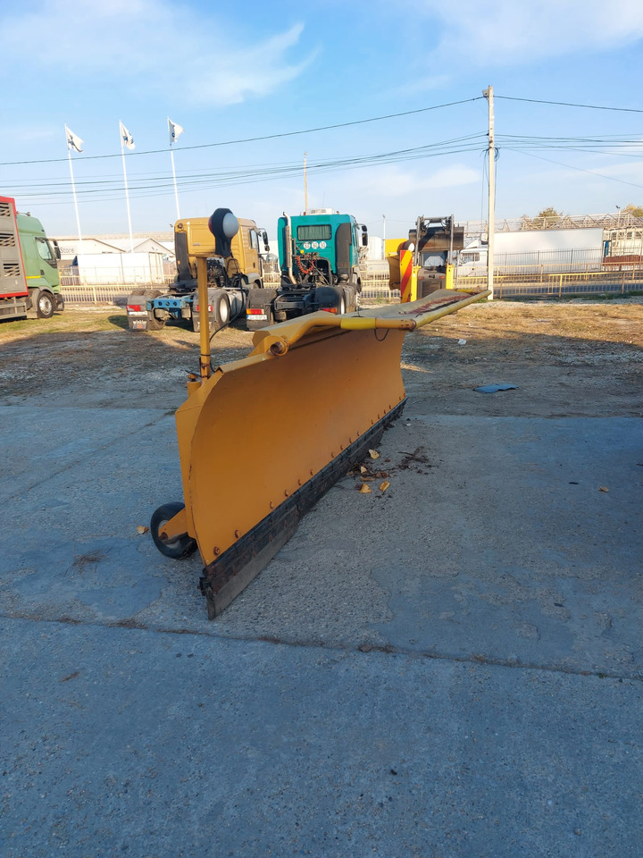 Nido Plow / Snow Blade / – Nido Universal Electrohidraulik – Sn 159 - Lame à neige: photos 4 Nido Plow / Snow Blade / – Nido Universal Electrohidraulik – Sn 159 - Lame à neige: photos 4