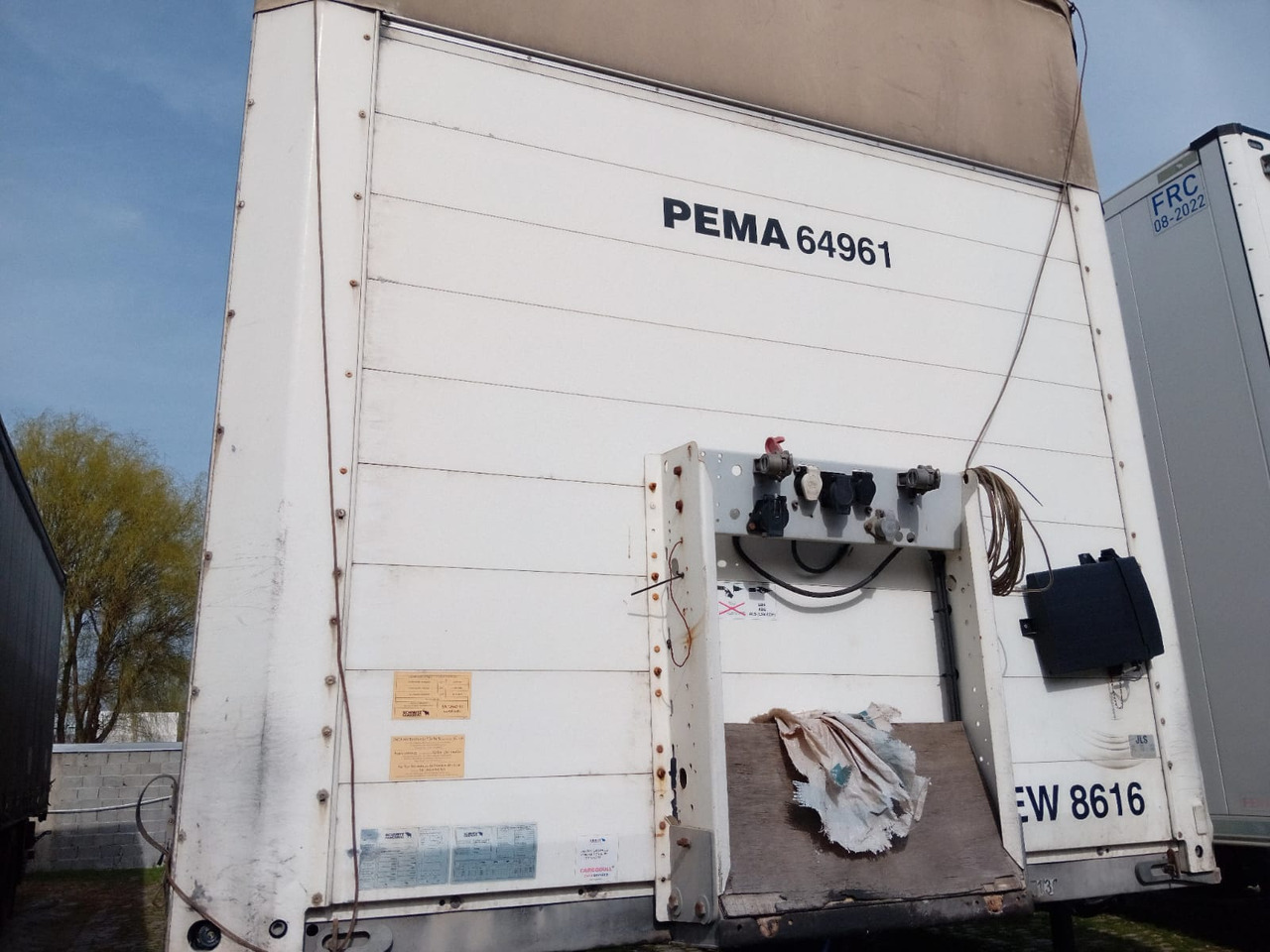 Semi-remorque rideaux coulissants Schmitz S01 Semi-Trailer: photos 6 Semi-remorque rideaux coulissants Schmitz S01 Semi-Trailer: photos 6