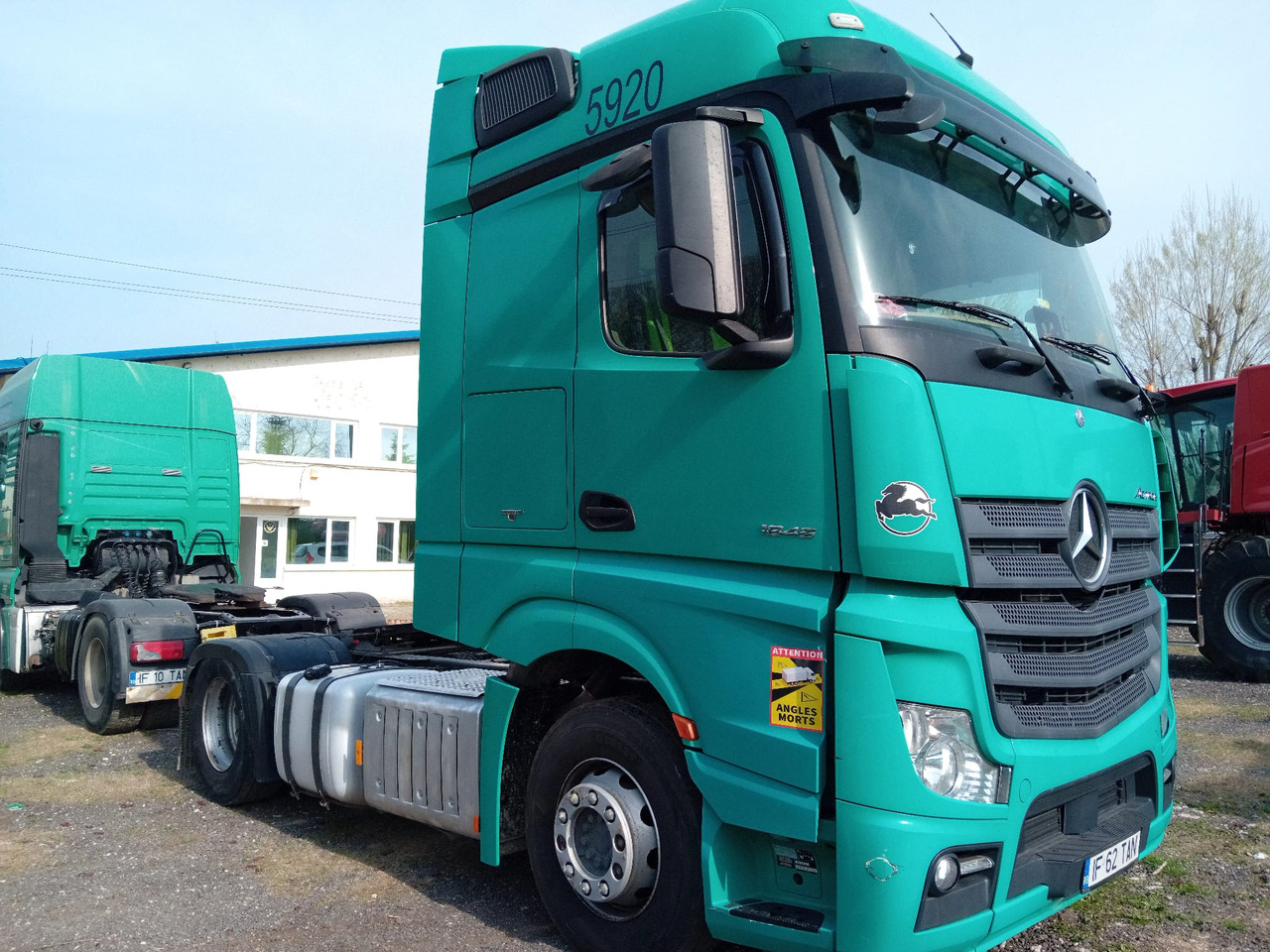 Mercedes-Benz Actros 18.45 - Tracteur routier: photos 1 Mercedes-Benz Actros 18.45 - Tracteur routier: photos 1