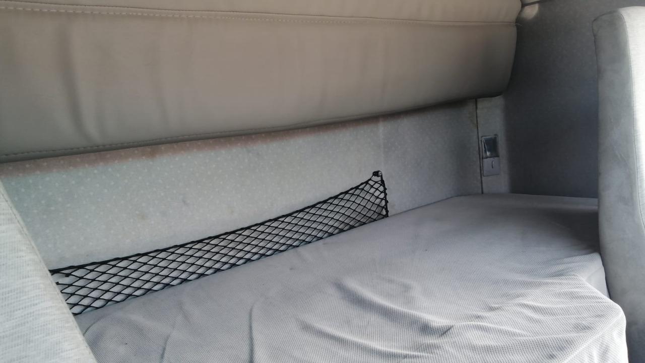 Crédit-bail de  Renault PREMIUM 450 DXI, Manual ZF Renault PREMIUM 450 DXI, Manual ZF: photos 12