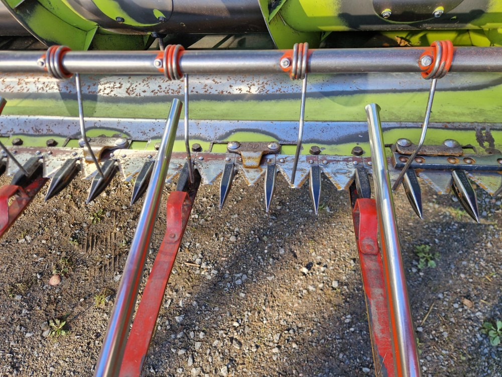 Moissonneuse-batteuse CLAAS Dominator 130: photos 22