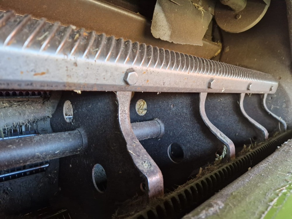 Moissonneuse-batteuse CLAAS Dominator 130: photos 14