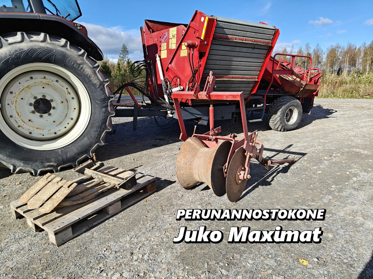 Juko Maximat perunan tai sipulin nostokone Katso video! - Arracheuse de pommes de terre: photos 1 Juko Maximat perunan tai sipulin nostokone Katso video! - Arracheuse de pommes de terre: photos 1