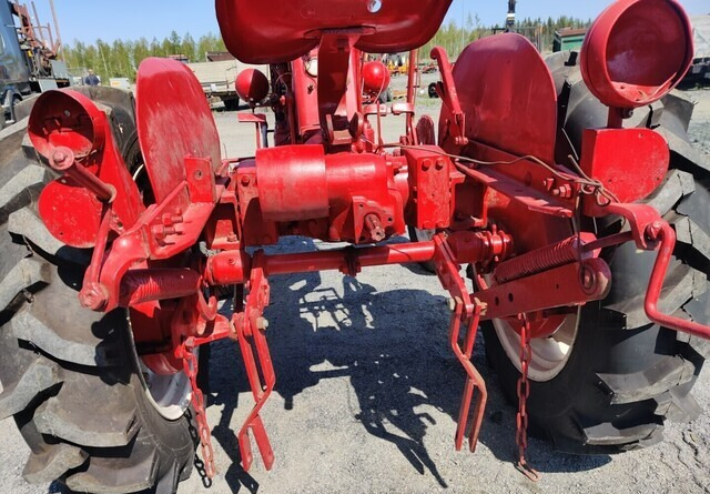Tracteur agricole Massey Harris Traktori - bensiini: photos 6