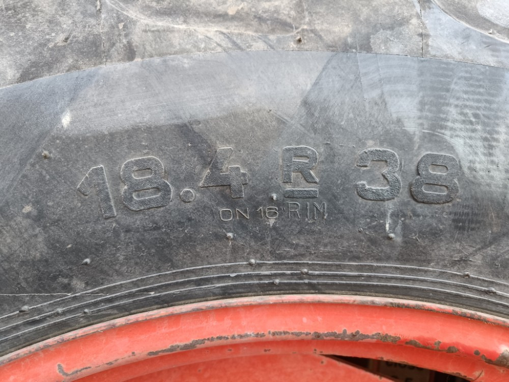 Roue complète Taurus 18.4R38 renkaat - Fendt Farmer: photos 7 Roue complète Taurus 18.4R38 renkaat - Fendt Farmer: photos 7