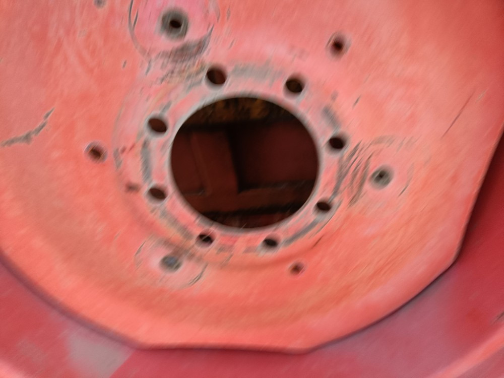 Roue complète Taurus 18.4R38 renkaat - Fendt Farmer: photos 11 Roue complète Taurus 18.4R38 renkaat - Fendt Farmer: photos 11