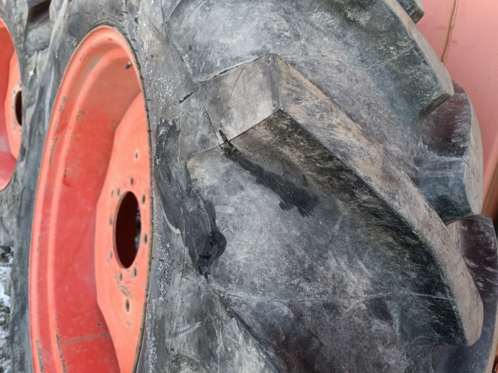 Roue complète Taurus 18.4R38 renkaat - Fendt Farmer: photos 14 Roue complète Taurus 18.4R38 renkaat - Fendt Farmer: photos 14