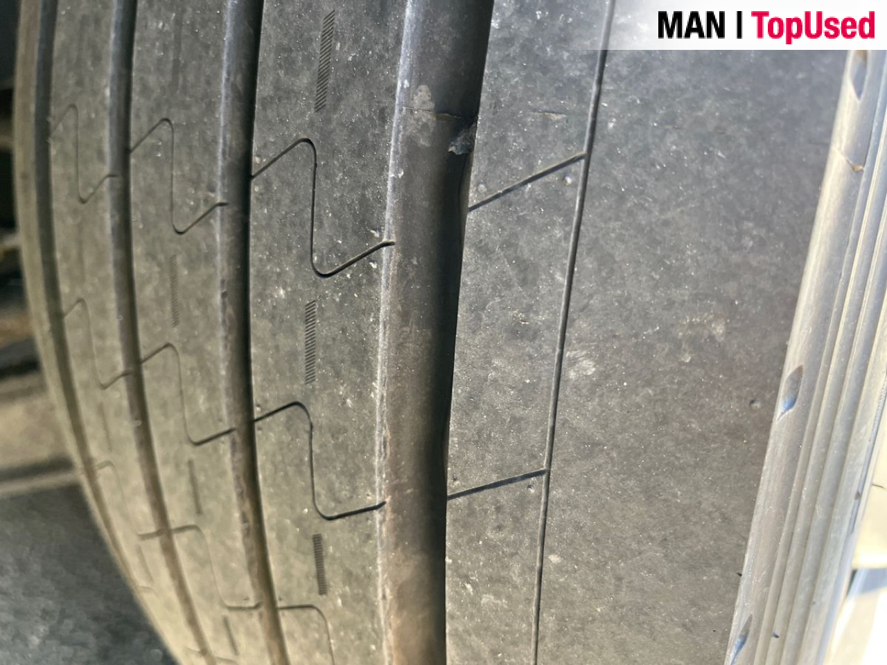 MAN TGX 18.470 4x2 LL SA Euro6 Retarder Klima ZV - Tracteur routier: photos 3 MAN TGX 18.470 4x2 LL SA Euro6 Retarder Klima ZV - Tracteur routier: photos 3