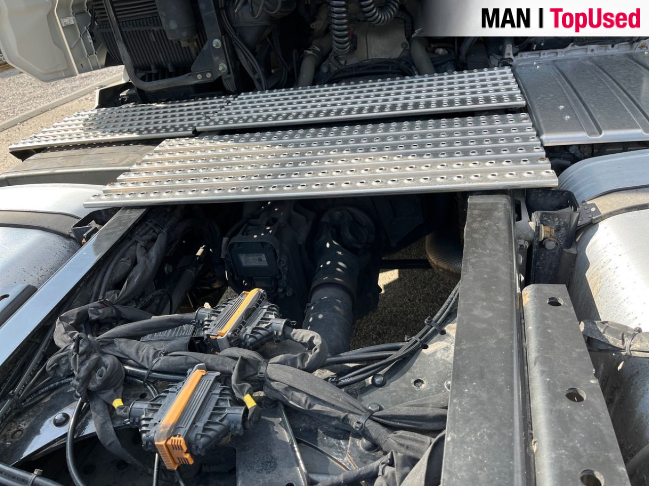 MAN TGX 18.470 4x2 BL SA Euro6 Retarder Klima ZV - Tracteur routier: photos 3 MAN TGX 18.470 4x2 BL SA Euro6 Retarder Klima ZV - Tracteur routier: photos 3