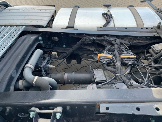 MAN TGX 18.470 4x2 LL SA - Tracteur routier: photos 3 MAN TGX 18.470 4x2 LL SA - Tracteur routier: photos 3