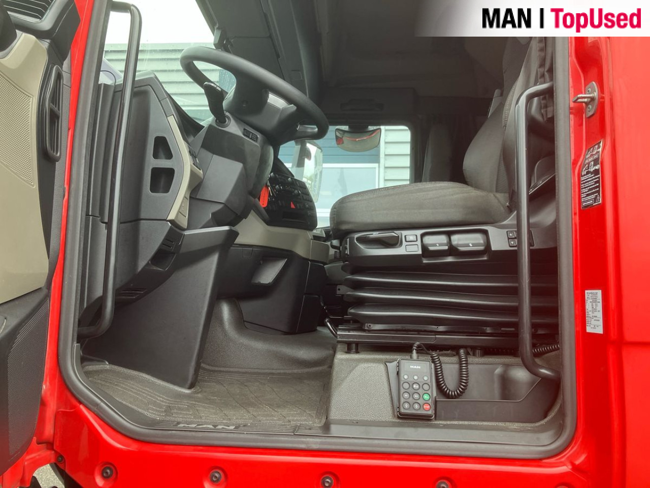 MAN TGX 26.470 6x2/2 BL SA "Retarder / 700 l Tank" ZV - Tracteur routier: photos 5 MAN TGX 26.470 6x2/2 BL SA "Retarder / 700 l Tank" ZV - Tracteur routier: photos 5