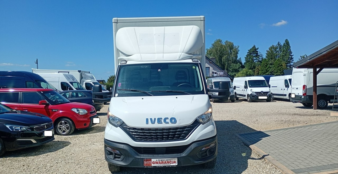 Iveco 35 Daily 35S14 klima * 3 osobowy * - Fourgon grand volume: photos 4 Iveco 35 Daily 35S14 klima * 3 osobowy * - Fourgon grand volume: photos 4