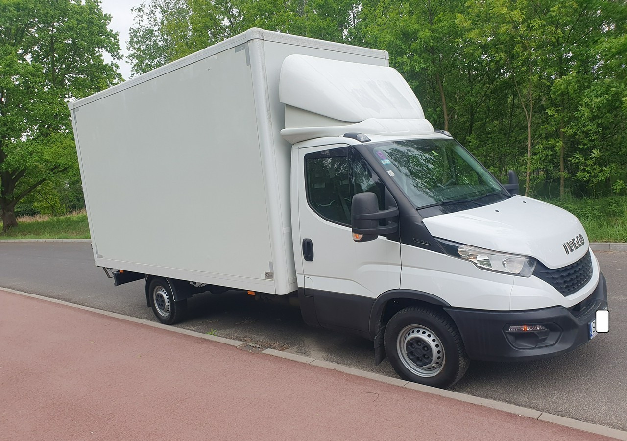 Iveco 35 Daily 35S15 - Fourgon grand volume: photos 4 Iveco 35 Daily 35S15 - Fourgon grand volume: photos 4