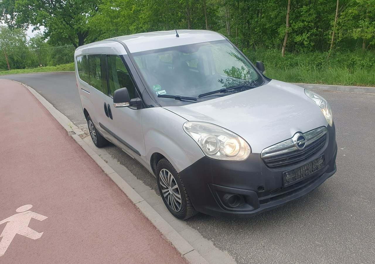 Opel Combo long*combo *doblo* krajówka *fv vat 23%* - Utilitaire double cabine: photos 3 Opel Combo long*combo *doblo* krajówka *fv vat 23%* - Utilitaire double cabine: photos 3