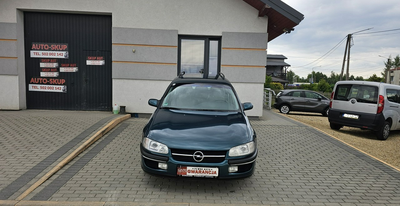 Opel Omega B 2,5 v6 *automat* napęd tył *welury* - Voiture: photos 2 Opel Omega B 2,5 v6 *automat* napęd tył *welury* - Voiture: photos 2