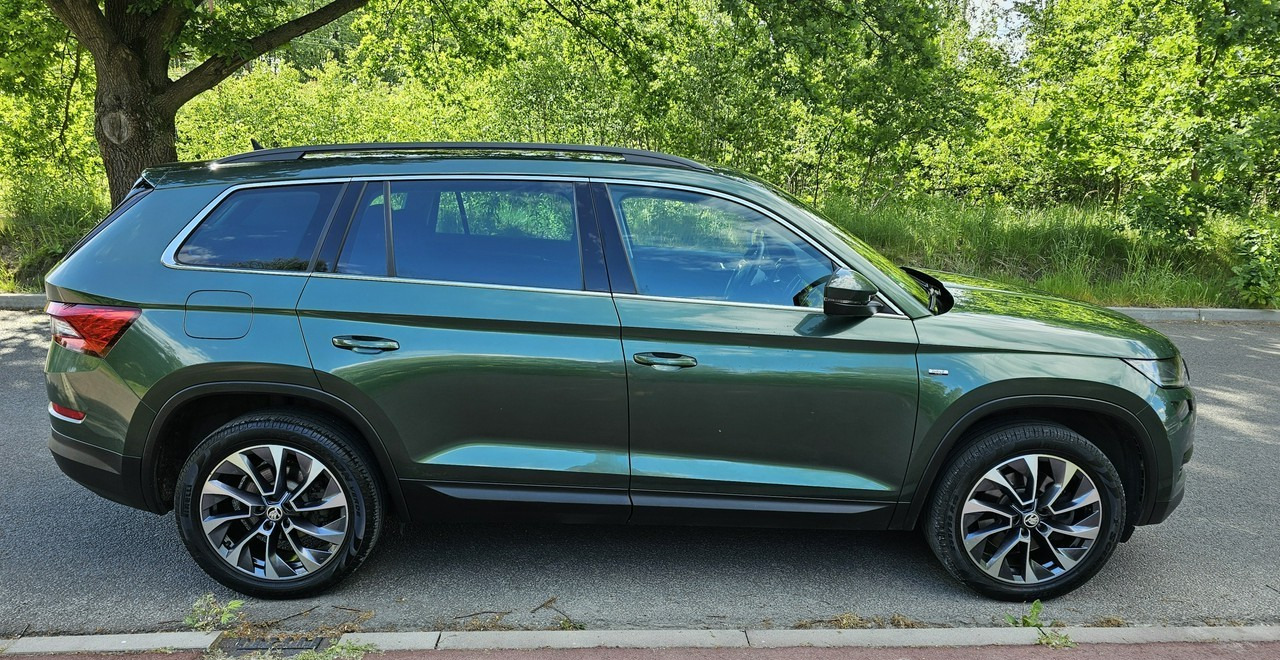 Skoda Kodiaq Skoda Kodiaq Skoda Kodiaq 2.0 tsi 4x4 Wersja Drive na 125 lecie - SUV: photos 3 Skoda Kodiaq Skoda Kodiaq Skoda Kodiaq 2.0 tsi 4x4 Wersja Drive na 125 lecie - SUV: photos 3