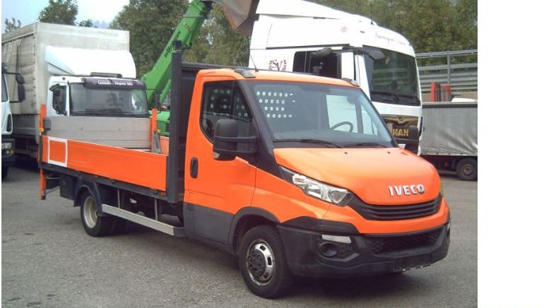Iveco DAILYdaily 35-140 - Utilitaire plateau: photos 1 Iveco DAILYdaily 35-140 - Utilitaire plateau: photos 1