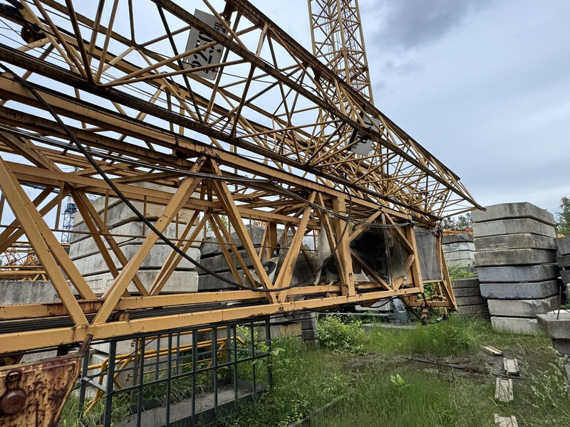 Liebherr 50K, 40m jib, 1992yom - Grue à tour: photos 2 Liebherr 50K, 40m jib, 1992yom - Grue à tour: photos 2