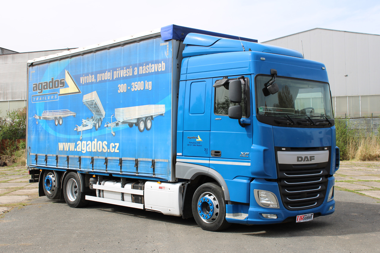 DAF XF 460 FAR - Camion à rideaux coulissants: photos 1 DAF XF 460 FAR - Camion à rideaux coulissants: photos 1