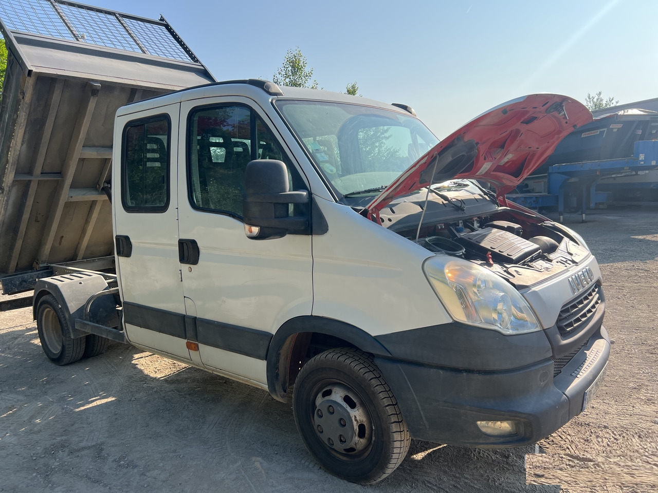 IVECO DAILY 35C13 - Utilitaire benne: photos 4 IVECO DAILY 35C13 - Utilitaire benne: photos 4