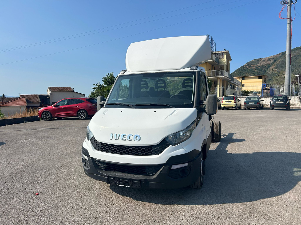IVECO DAILY 35C15 - Fourgon utilitaire: photos 4 IVECO DAILY 35C15 - Fourgon utilitaire: photos 4