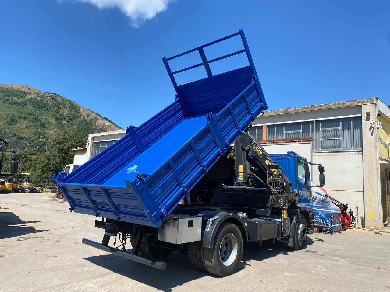 Camion grue, Camion benne IVECO EUROCARGO 190EL28: photos 13